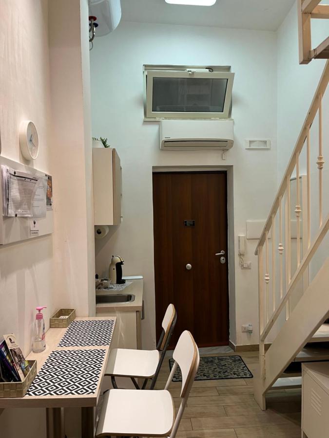 Apartment La Casina Di Lia In Via Dei Tribunali Naples