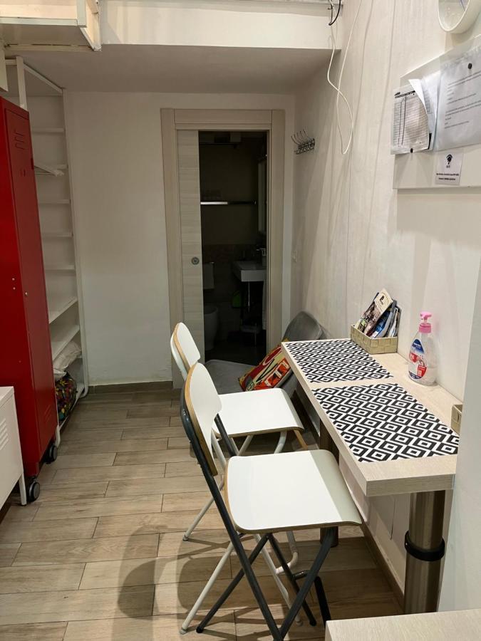 Apartment La Casina Di Lia In Via Dei Tribunali Naples