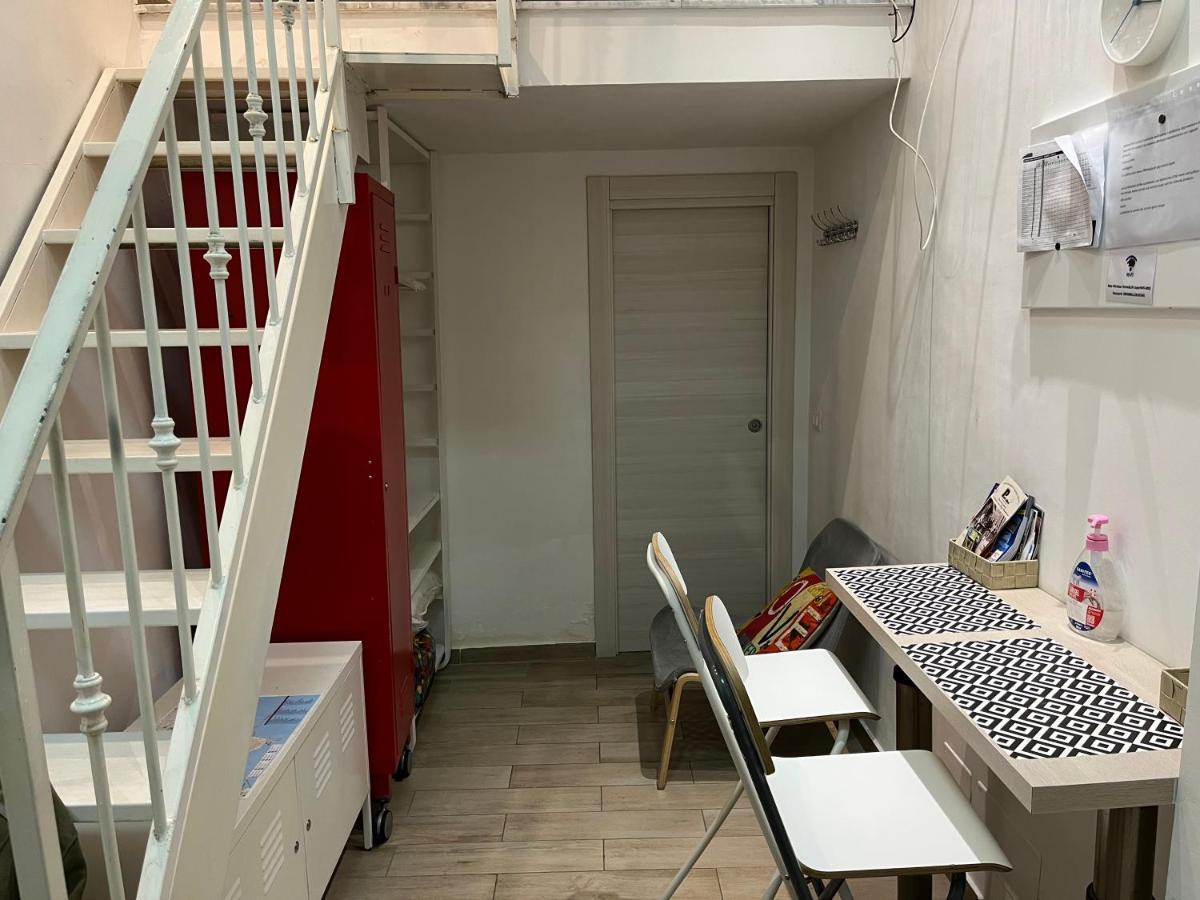 La Casina Di Lia In Via Dei Tribunali Apartment Naples